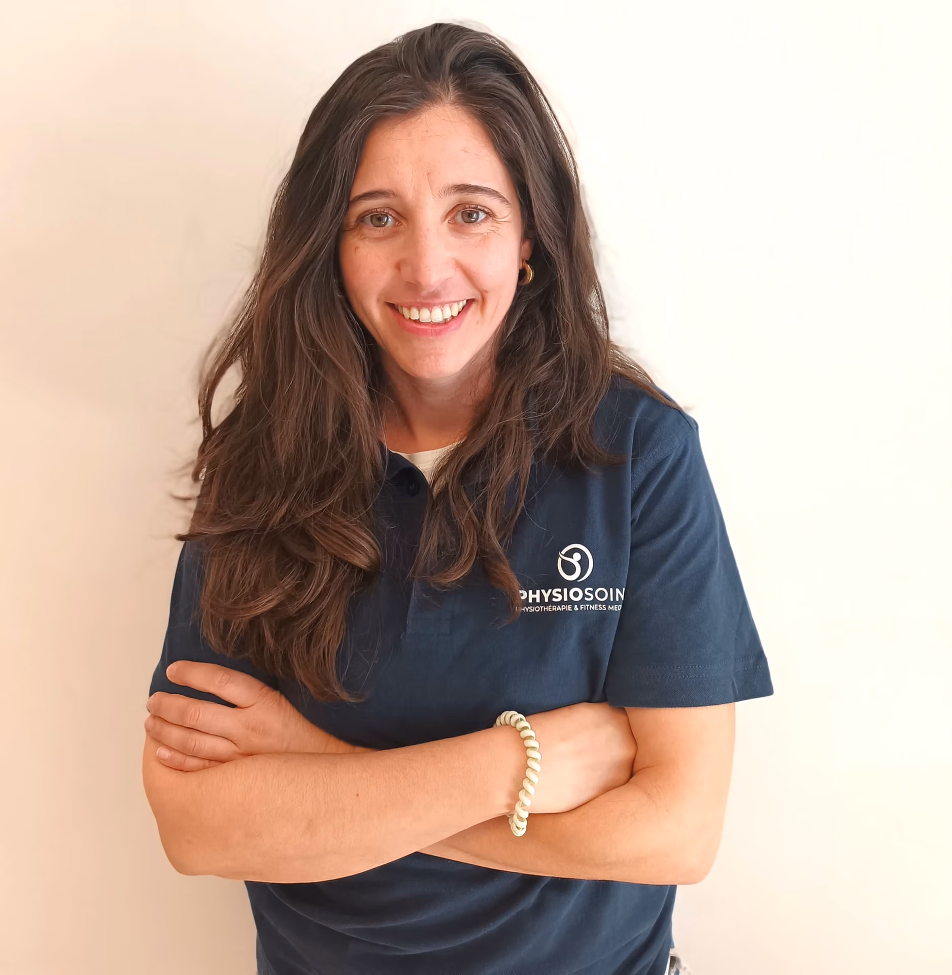 Maria Molina, physiothérapeute, Solide expérience, spécialisée dans le traitement de la douleur chronique & la fibromyalgie & les thérapies complémentaires, fasciathérapie, dry needling, hypnose appliquée à la douleur, troubles musculo-squelettiques, douleurs chroniques, restaurer le mouvement & la fonctionnalité du corps, techniques manuelles, exercices thérapeutiques, approches adaptées aux besoins du patient, optimisation du traitement