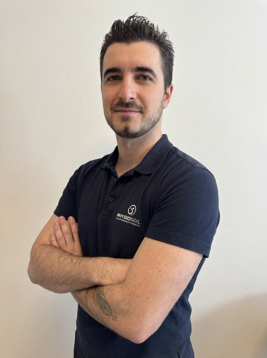 Javier Ostos Barrio, physiothérapeute diplômé passionné par le sport et la performance, spécialisé en physiothérapie du sport, techniques avancées, physiothérapie invasive, dry needling, Pilates, réadaptation sportive, patients de tous âges, diverses pathologies, blessures sportives, troubles musculo-squelettiques, expérience athlètes de haut niveau, expérience compétitions internationales, récupération, optimisation des performances, approche personnalisée, thérapie manuelle, exercices thérapeutiques, techniques innovantes, besoins spécifiques de chaque patient